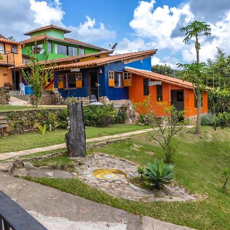 Casa Do Geninho - Suites Консейсан-да-Ибитипока Экстерьер фото