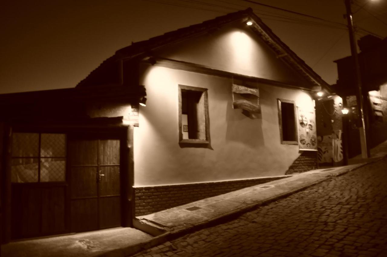 Casa Do Geninho - Suites Консейсан-да-Ибитипока Экстерьер фото