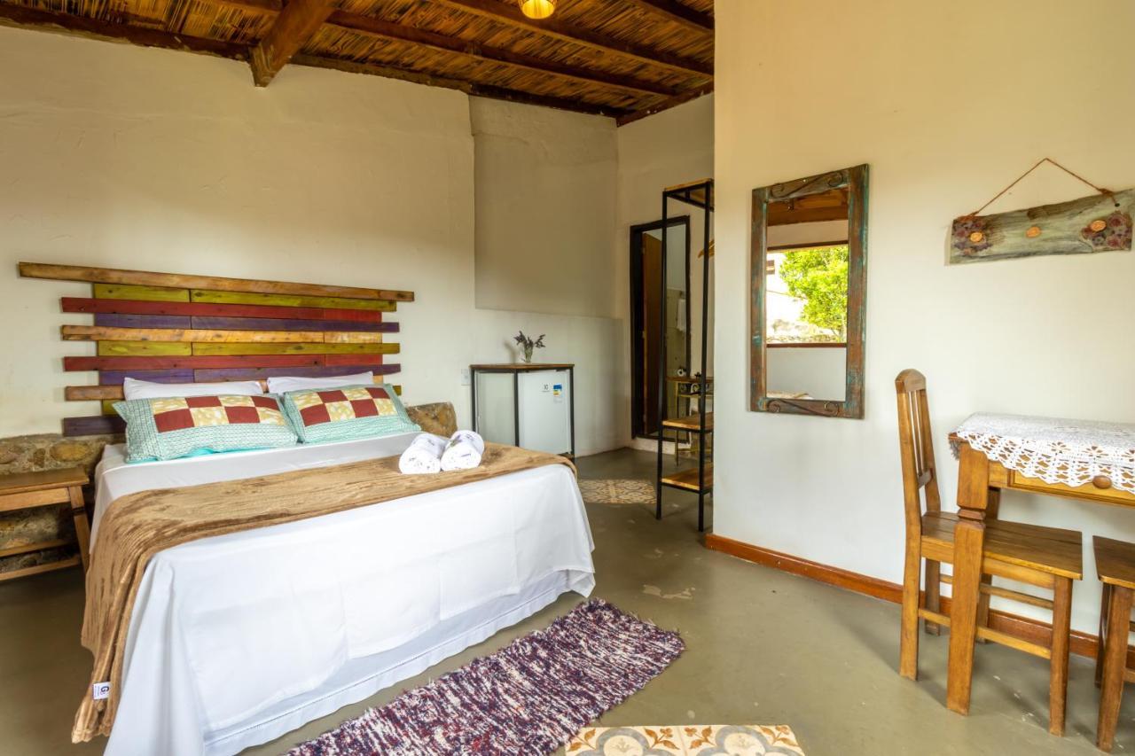 Casa Do Geninho - Suites Консейсан-да-Ибитипока Экстерьер фото