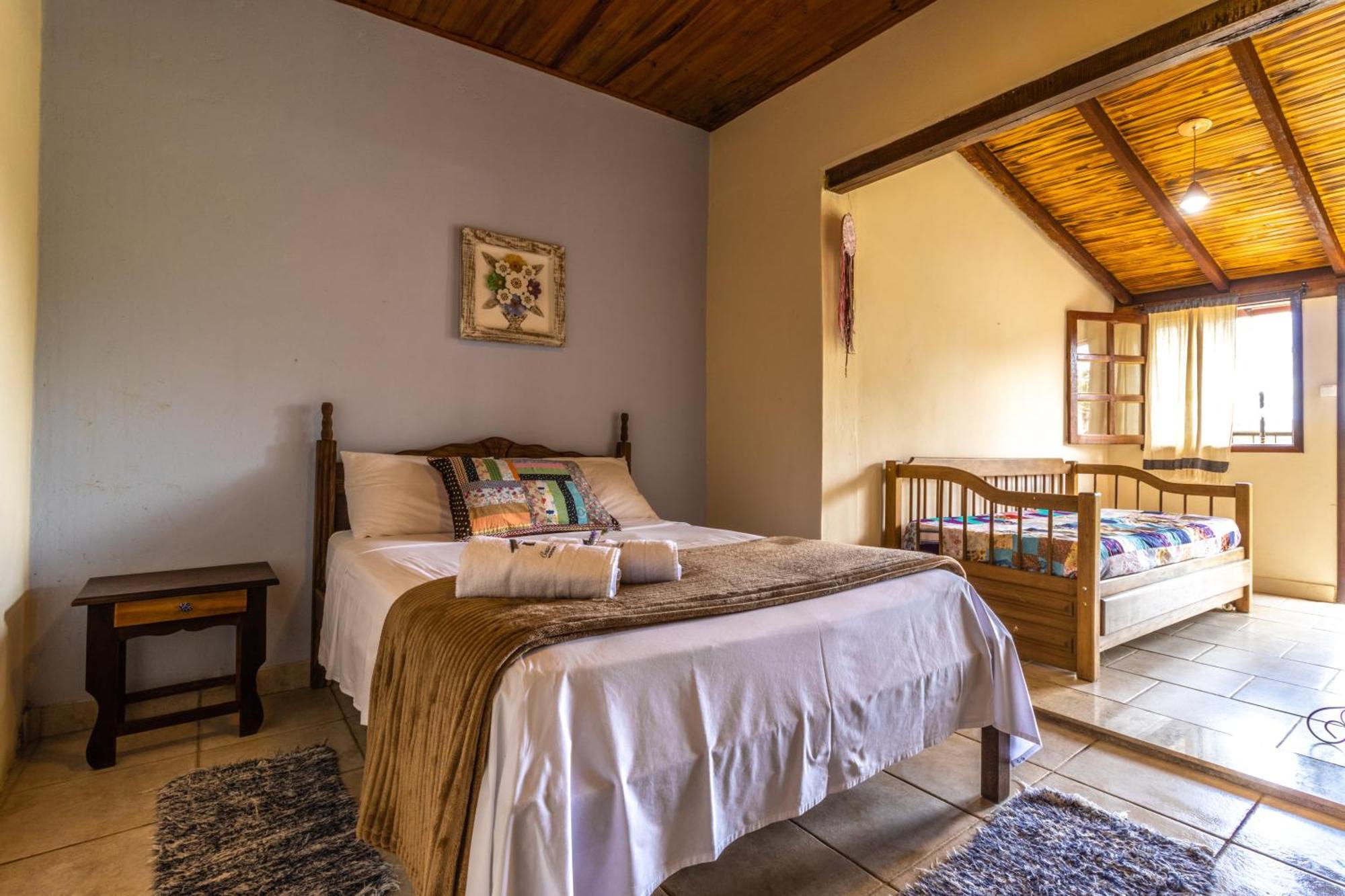 Casa Do Geninho - Suites Консейсан-да-Ибитипока Экстерьер фото